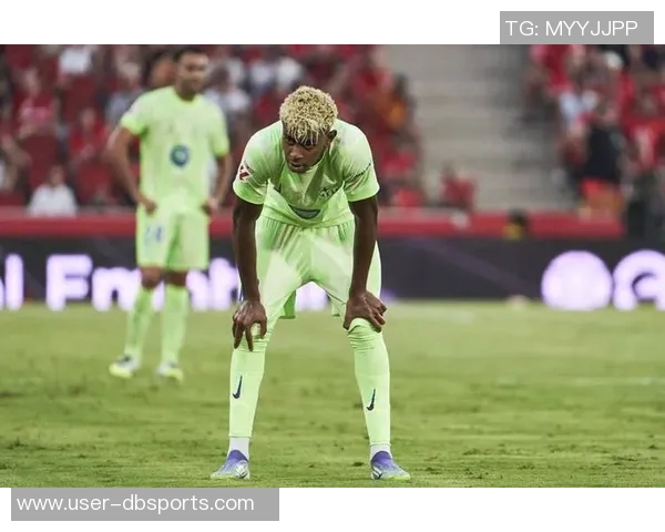 前巴萨B队主帅谈亚马尔年轻压力应适度分担责任 前巴萨B队主帅谈亚马尔年轻压力应适度分担责任